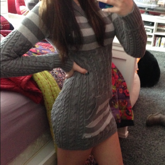 Tokyo brand Sweater Dress - Picture 4 of 6